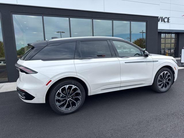 new 2024 Lincoln Nautilus car, priced at $62,083