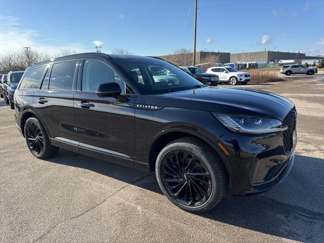 new 2025 Lincoln Aviator car, priced at $77,695