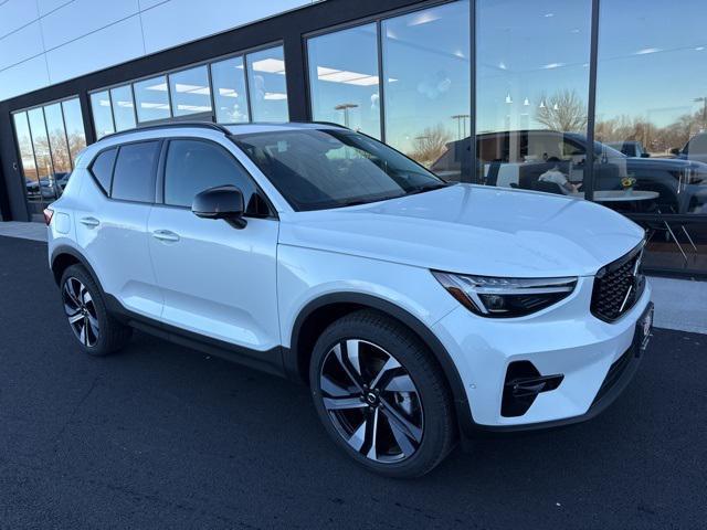 new 2025 Volvo XC40 car, priced at $47,790