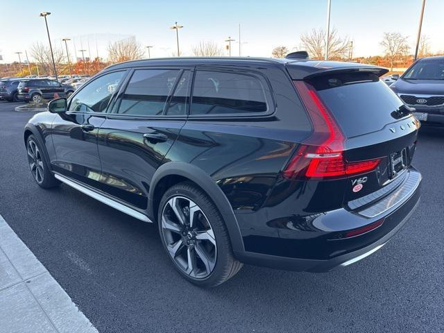 new 2025 Volvo V60 Cross Country car, priced at $64,920