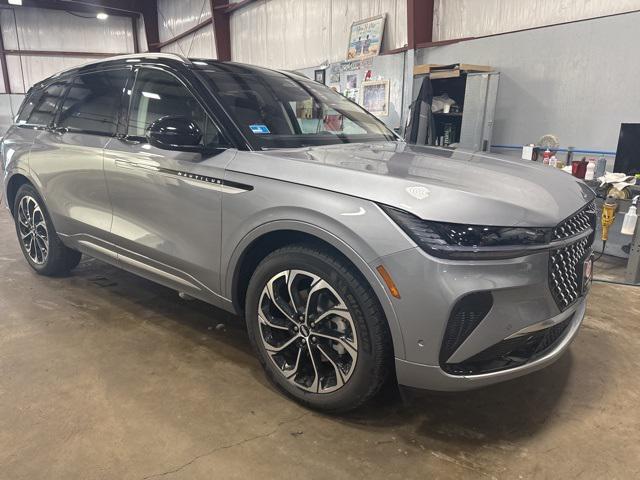 new 2024 Lincoln Nautilus car