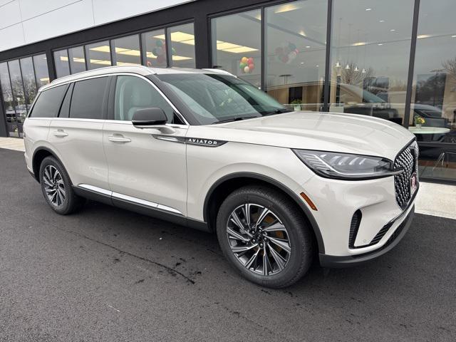 new 2025 Lincoln Aviator car, priced at $60,368