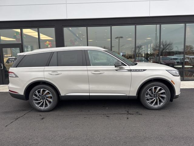 new 2025 Lincoln Aviator car, priced at $60,368