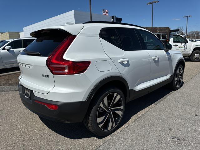 new 2024 Volvo XC40 car, priced at $48,410