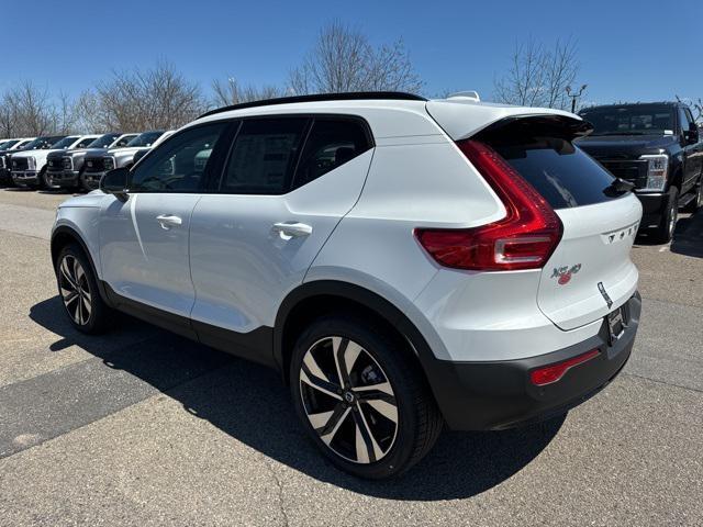 new 2024 Volvo XC40 car, priced at $48,410