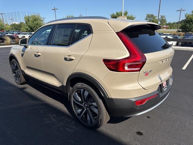 new 2025 Volvo XC40 car, priced at $48,040