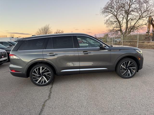 new 2025 Lincoln Aviator car, priced at $80,650