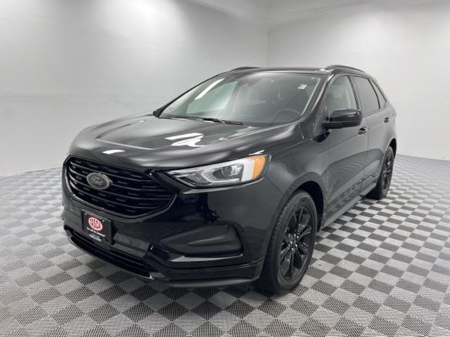 used 2024 Ford Edge car, priced at $29,900