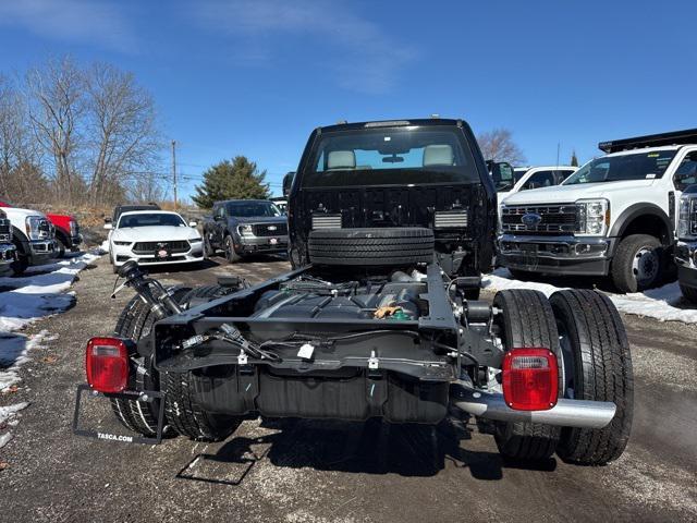 new 2024 Ford F-450 car, priced at $58,665