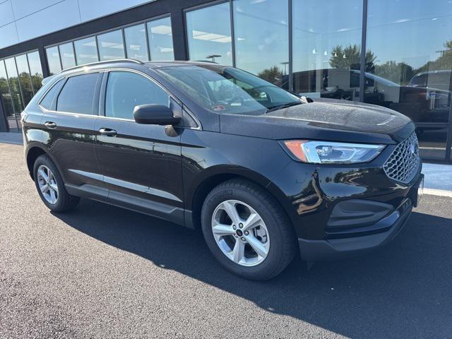 new 2024 Ford Edge car, priced at $35,125