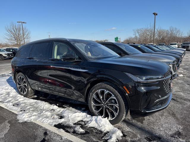 new 2025 Lincoln Nautilus car, priced at $61,205