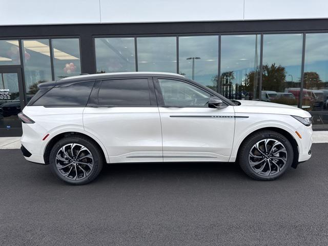 new 2024 Lincoln Nautilus car, priced at $60,058