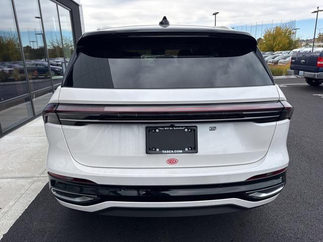 new 2024 Lincoln Nautilus car, priced at $60,058