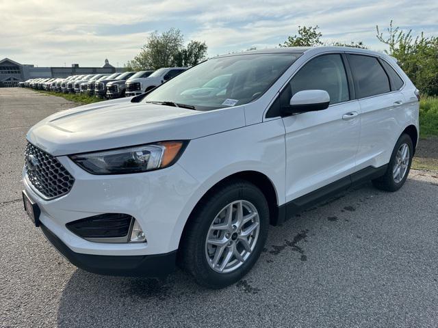 new 2024 Ford Edge car, priced at $39,455