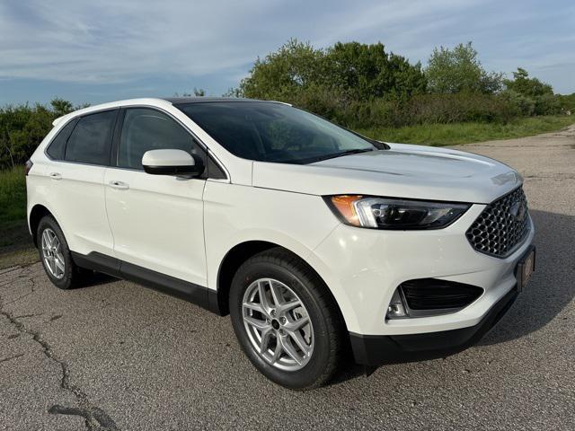 new 2024 Ford Edge car, priced at $39,455