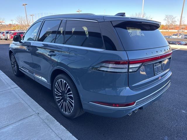 new 2025 Lincoln Aviator car, priced at $90,210