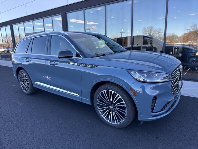 new 2025 Lincoln Aviator car, priced at $90,210