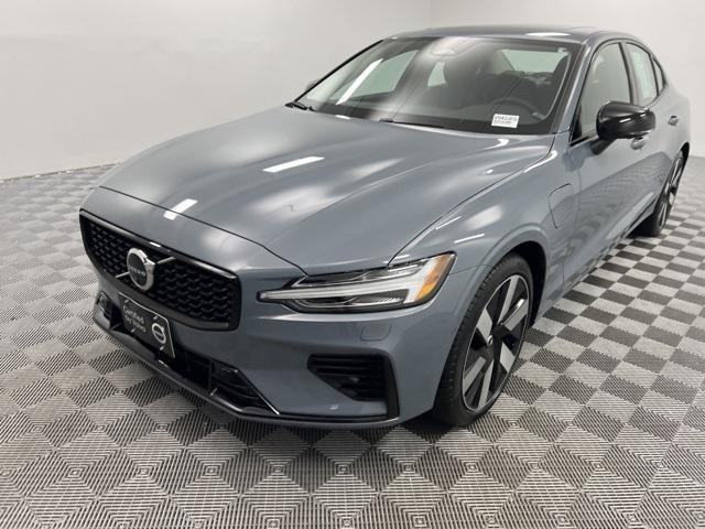 used 2024 Volvo S60 Recharge Plug-In Hybrid car, priced at $46,900