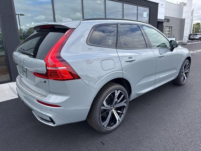 new 2025 Volvo XC60 car, priced at $57,025