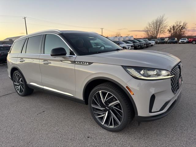 new 2025 Lincoln Aviator car, priced at $80,450