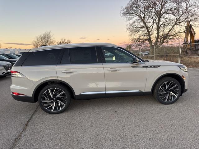 new 2025 Lincoln Aviator car, priced at $80,450