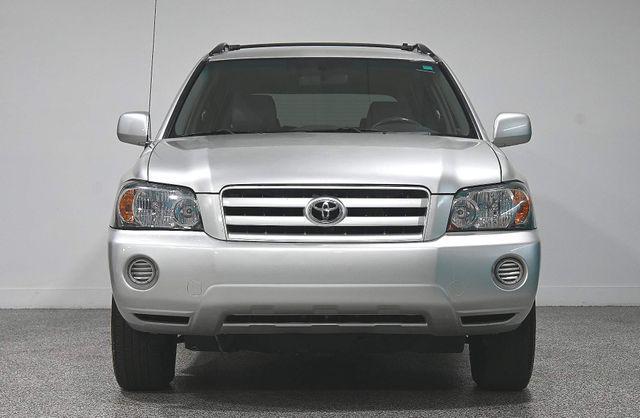 used 2006 Toyota Highlander car, priced at $6,995