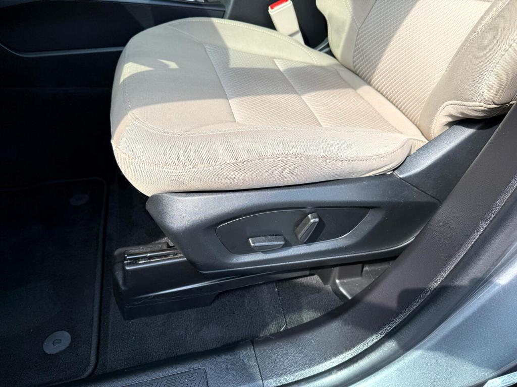 used 2022 Ford Explorer car, priced at $16,997
