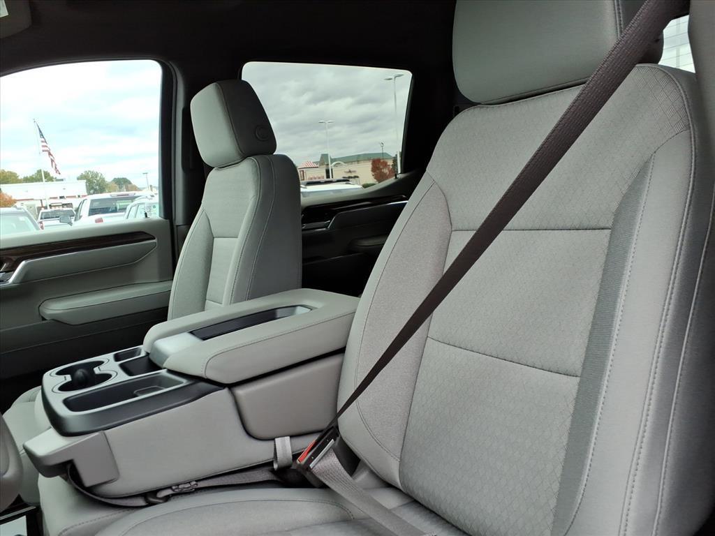 new 2025 Chevrolet Silverado 1500 car, priced at $50,500