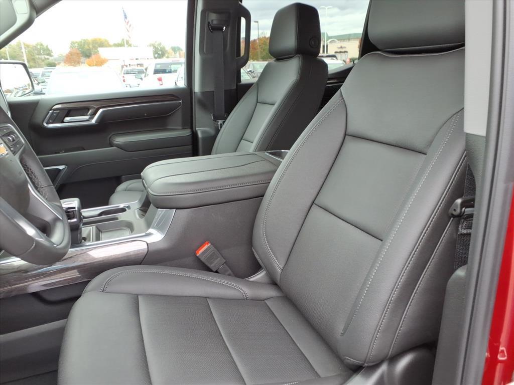 new 2025 Chevrolet Silverado 1500 car, priced at $61,650