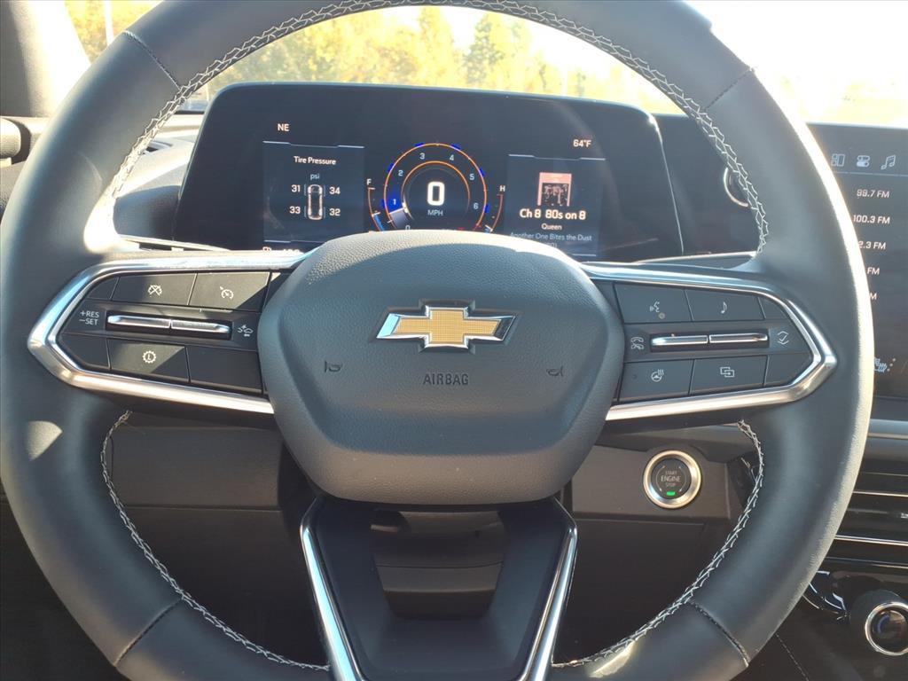 used 2025 Chevrolet Traverse car, priced at $37,681