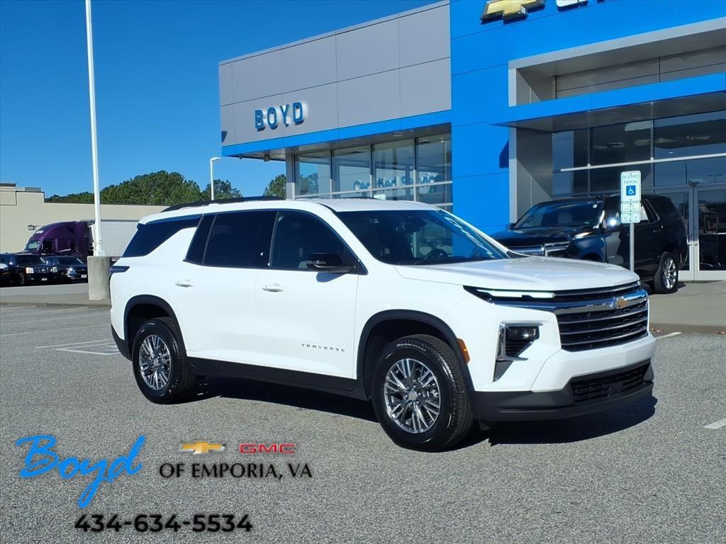 used 2025 Chevrolet Traverse car, priced at $37,782