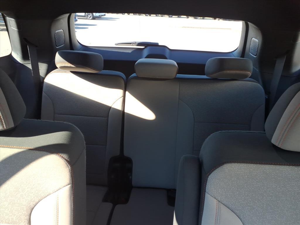 used 2025 Chevrolet Traverse car, priced at $37,681