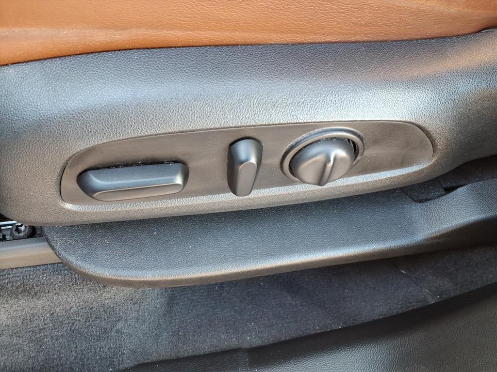 used 2020 Chevrolet Traverse car, priced at $26,782