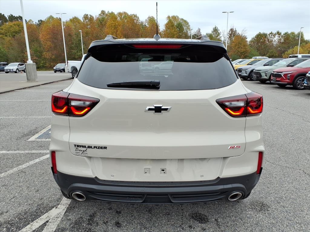 new 2026 Chevrolet TrailBlazer car, priced at $32,045