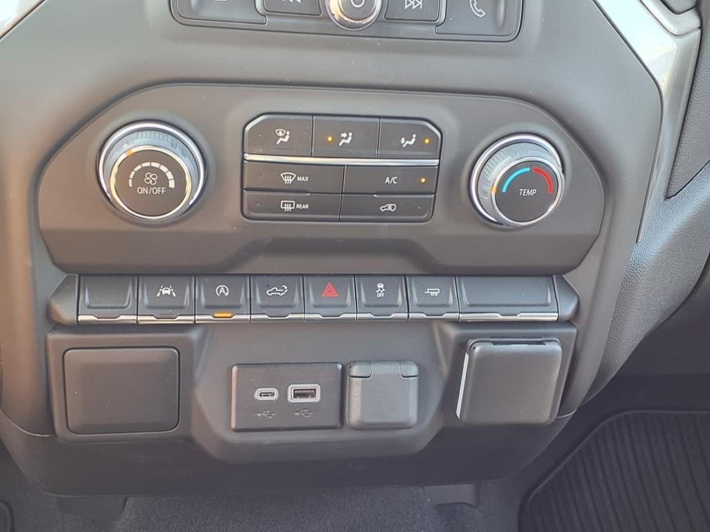used 2024 Chevrolet Silverado 1500 car, priced at $37,782