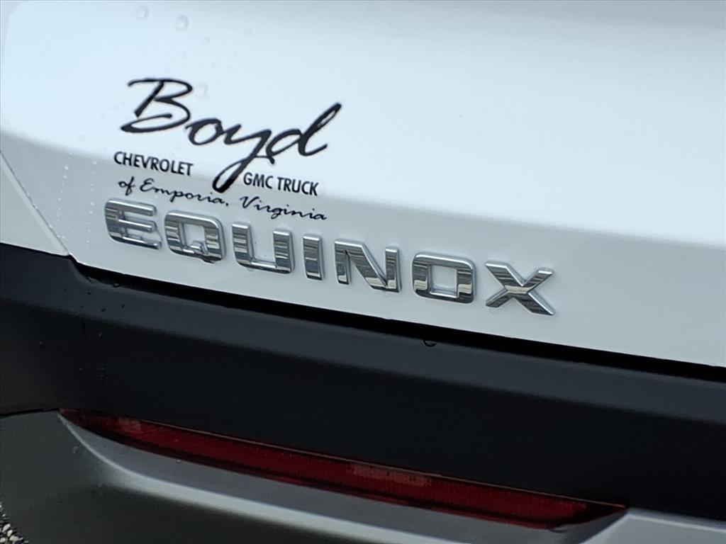 new 2026 Chevrolet Equinox car, priced at $32,153