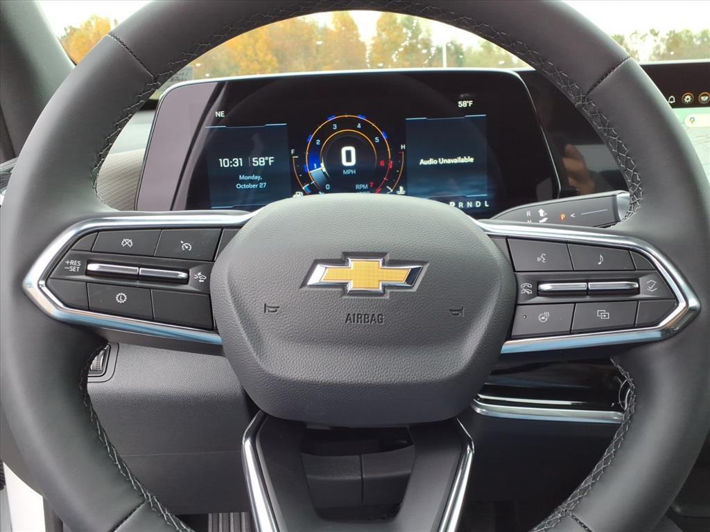 new 2026 Chevrolet Equinox car, priced at $32,153