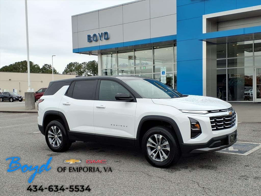 new 2026 Chevrolet Equinox car, priced at $32,153
