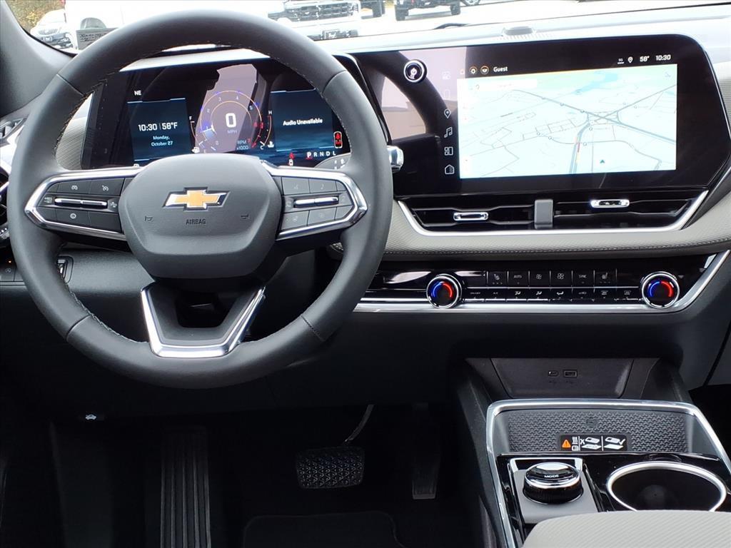 new 2026 Chevrolet Equinox car, priced at $32,153