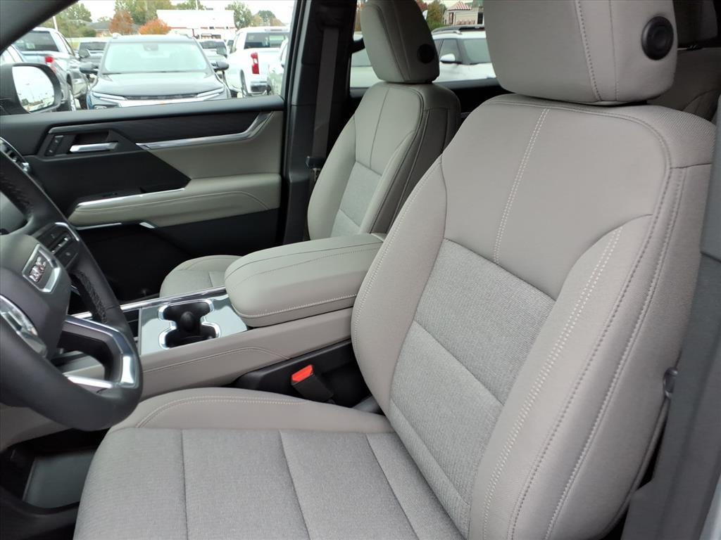 new 2026 GMC Acadia car, priced at $44,973