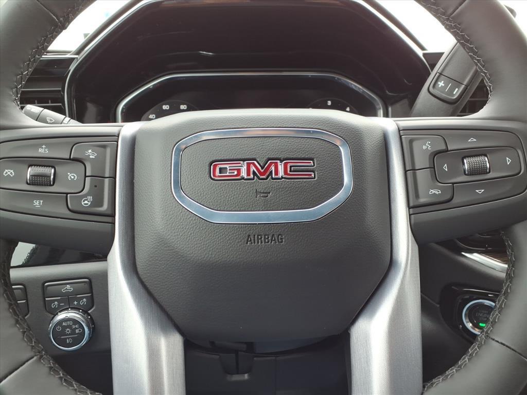 new 2025 GMC Sierra 1500 car, priced at $51,200
