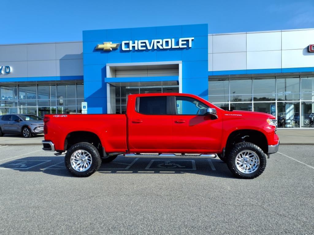 used 2025 Chevrolet Silverado 1500 car, priced at $54,981