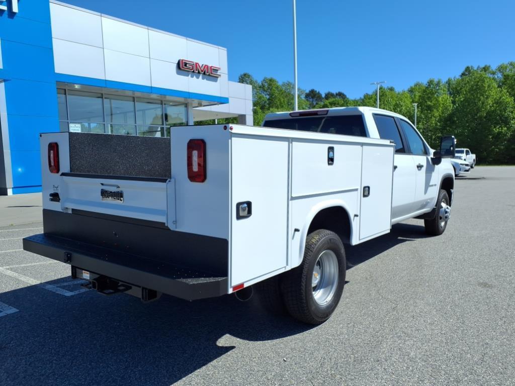 new 2025 Chevrolet Silverado 3500 car, priced at $77,400