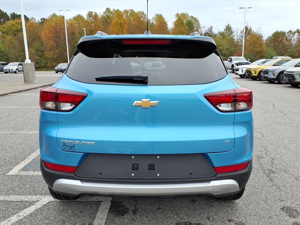 new 2026 Chevrolet TrailBlazer car, priced at $27,967