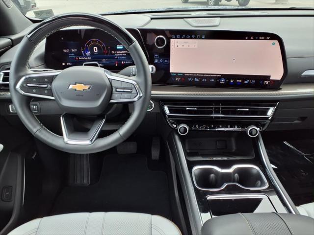 used 2025 Chevrolet Traverse car, priced at $52,782
