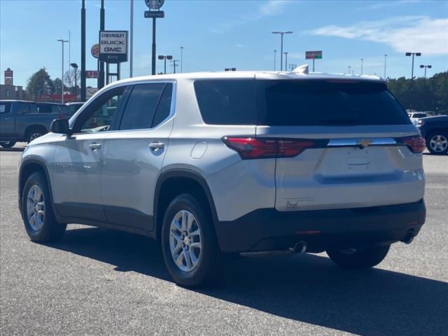 used 2022 Chevrolet Traverse car, priced at $23,882