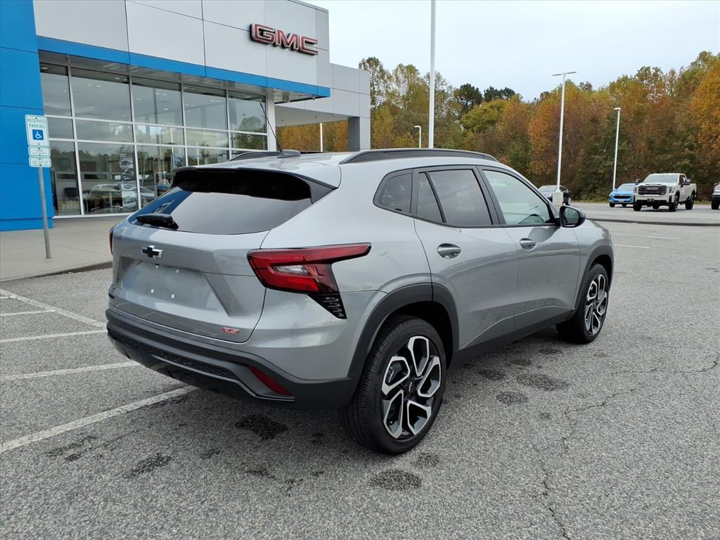 new 2025 Chevrolet Trax car, priced at $24,800