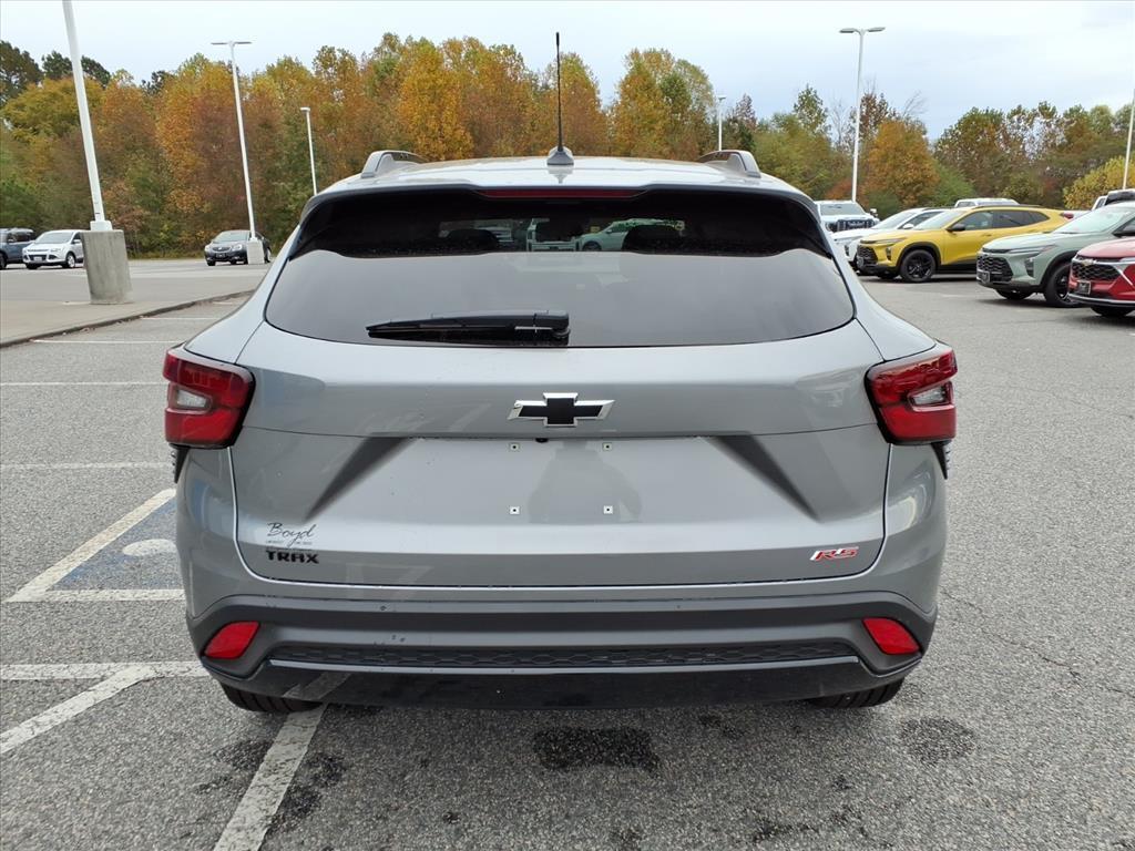 new 2025 Chevrolet Trax car, priced at $24,800