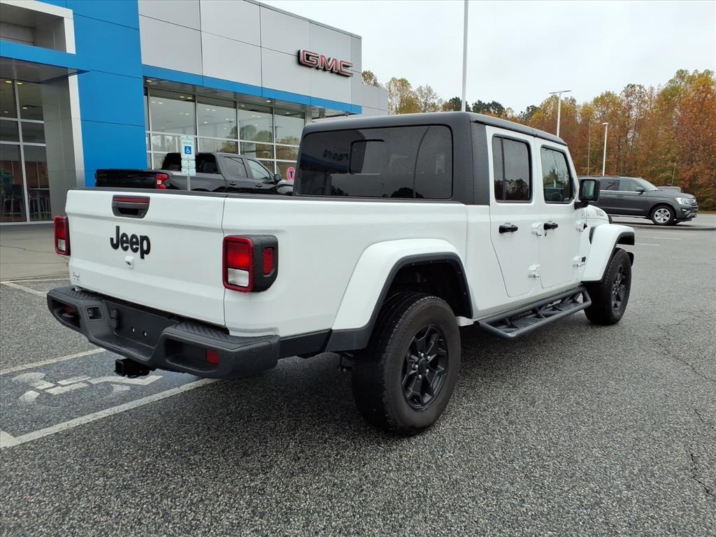 used 2022 Jeep Gladiator car, priced at $28,582