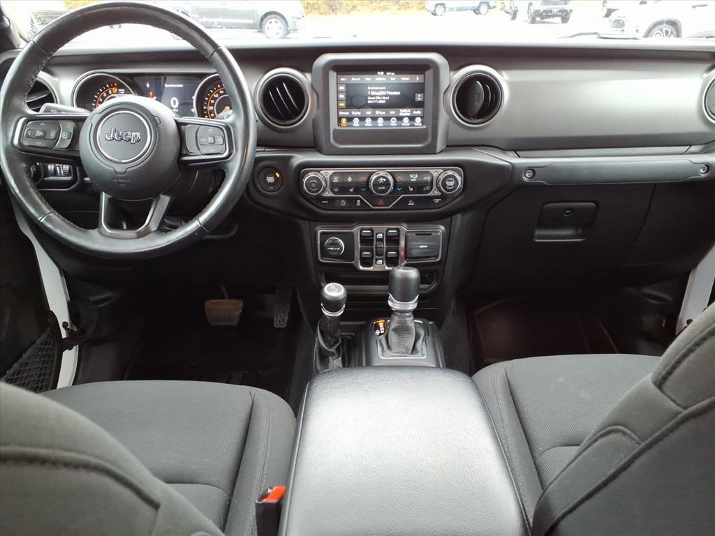 used 2022 Jeep Gladiator car, priced at $28,582